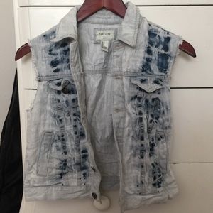 The Dye Jean Vest!